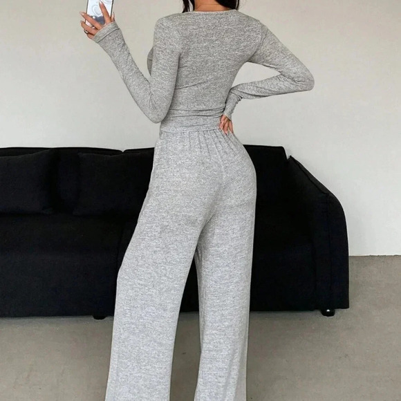 Light Grey Casual Women's Solid Color Button Long Sleeve T-Shirt And Pants Set - Picture 5 of 7